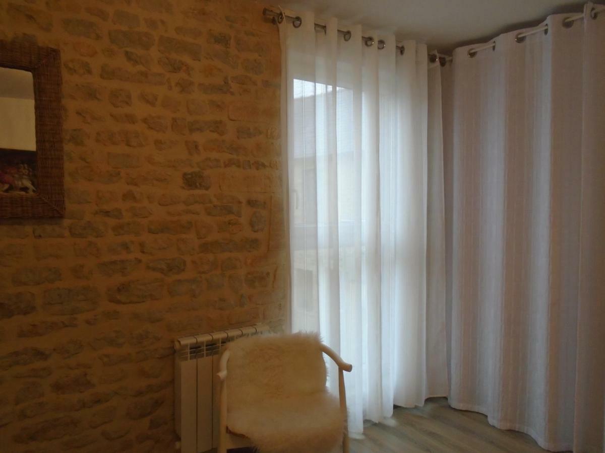 La Colombe Villa Formigny Exteriör bild